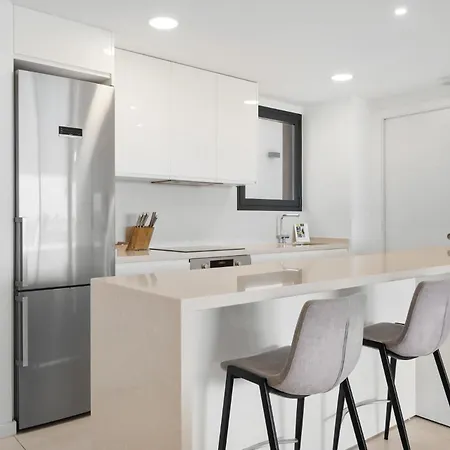 Vivi Homes - Boa Pool, Terrace & Sea View 公寓 *