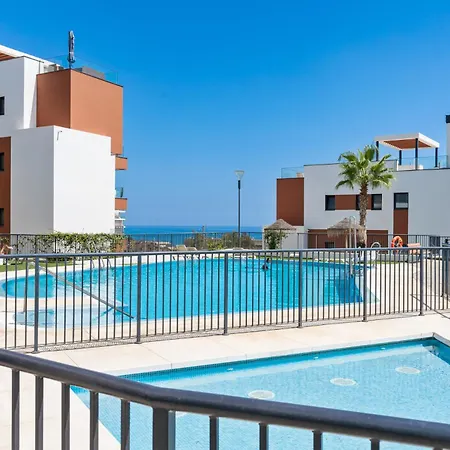 Vivi Homes - Boa Pool, Jacuzzi, Terrace & Sea View * Fuengirola