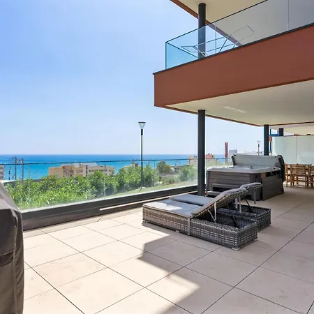 Vivi Homes - Boa Pool, Terrace & Sea View 丰希罗拉